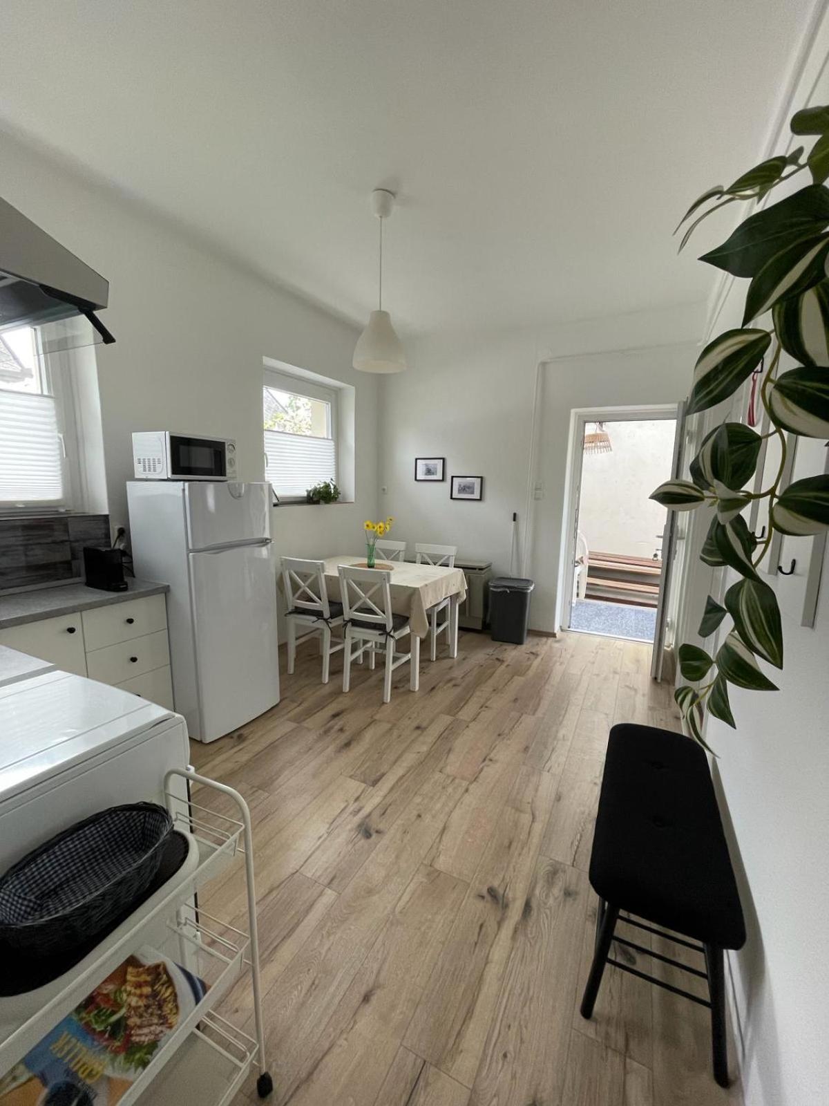 Apartmán Attila Vendeghaz Balatonboglár Exteriér fotografie
